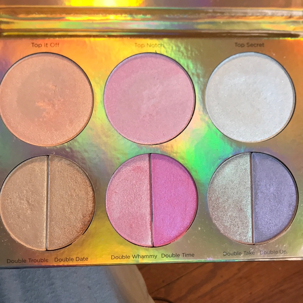 bh cosmetics duolight highlighter palette